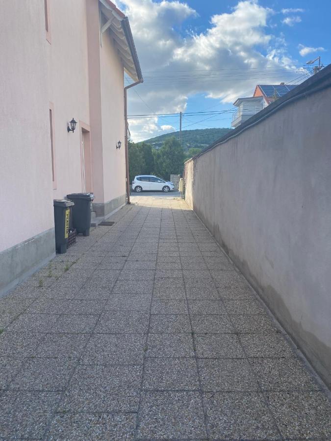 Abigel Apartmanhaz Balatonfured Exterior photo