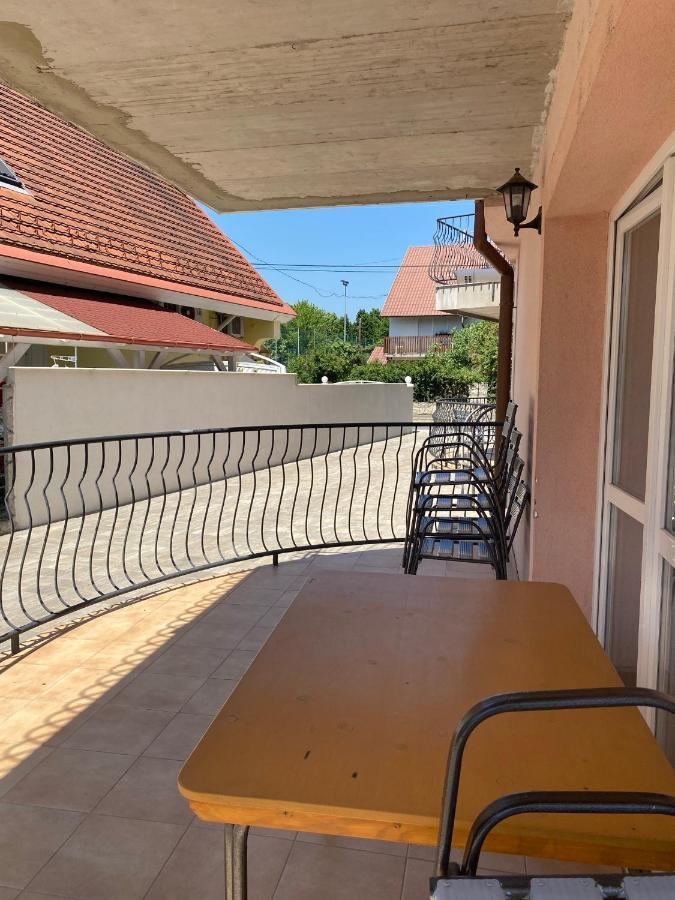 Abigel Apartmanhaz Balatonfured Exterior photo