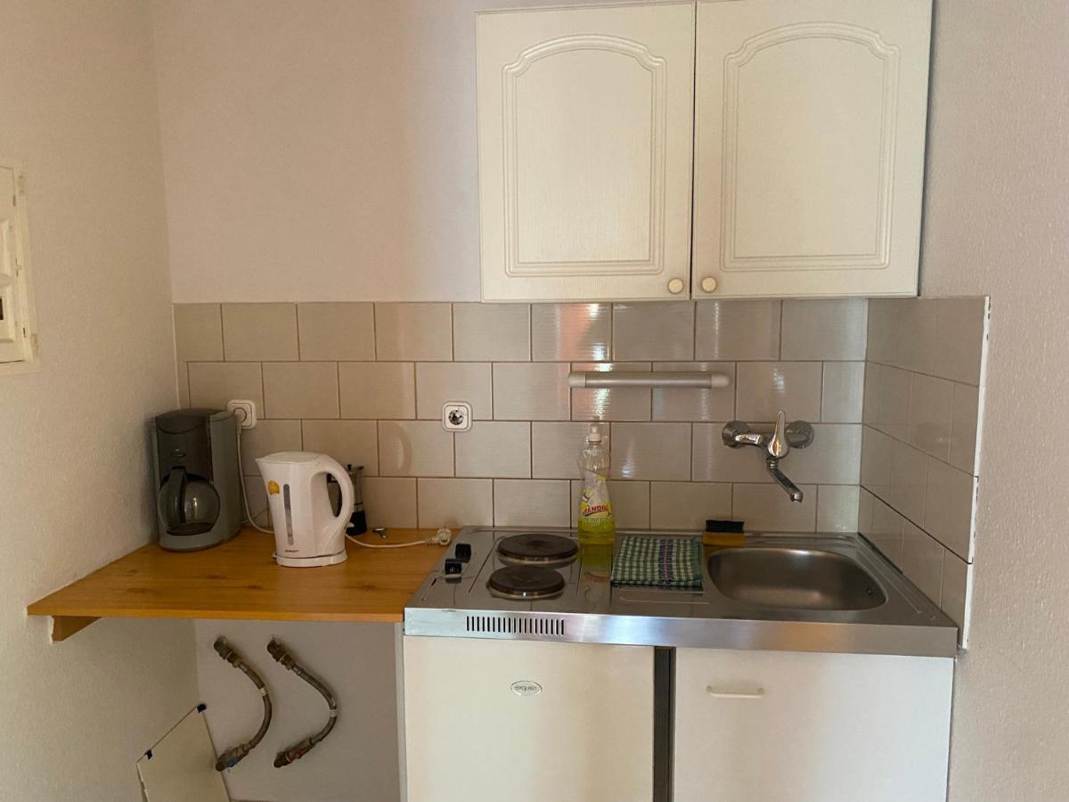 Abigel Apartmanhaz Balatonfured Exterior photo